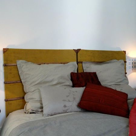 Les Viviers Maison D'Hotes B&B Puiseaux Экстерьер фото