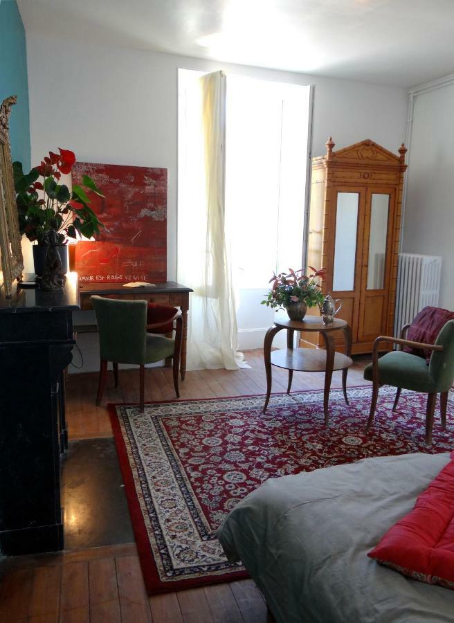 Les Viviers Maison D'Hotes B&B Puiseaux Экстерьер фото